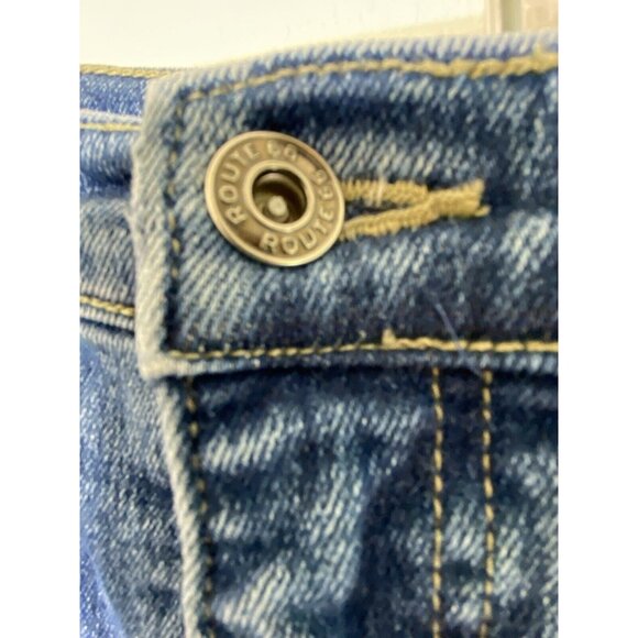 Route 66 Women Size 11/12 Blue Denim Capris 27X17.5” Stretch High Rise - Picture 2 of 9